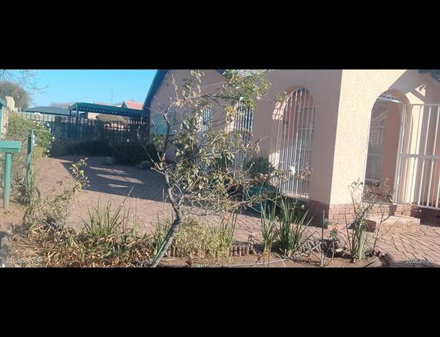3 BEDROOM HOUSE FOR SALE IN RANDHART